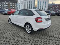 Gebraucht Skoda Rapid Clever 90 PS (66 kW) 2017 Weiß Kombi