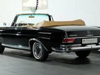 Gebraucht Mercedes 220 SE 120 PS (88 kW) 1963 Schwarz Cabrio