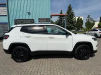 Occasion Jeep Compass Night Eagle 131 ch (96 kW) 2023 Blanc SUV