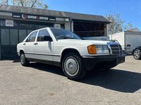 Gebraucht Mercedes 190 122 PS (89 kW) 1984 Weiß Limousine