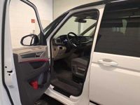Gebraucht VW Multivan Life 204 PS (150 kW) 2024 Candyweiß Van