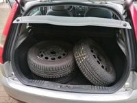 Gebraucht Ford Fiesta 60 PS (44 kW) 2002 Silber Kleinwagen