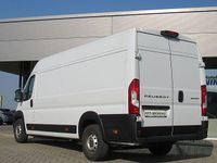 Gebraucht Peugeot Boxer 140 PS (102 kW) 2024 Weiß Van