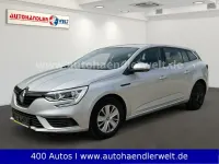 Gebraucht Renault Mégane Life 101 PS (74 kW) 2017 Silber Limousine