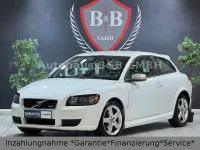 Używany Volvo C30 R-Design 101 KM (74 kW) 2009 Biały Hatchback