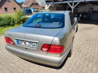 Gebraucht Mercedes E240 170 PS (125 kW) 1998 Gold Limousine