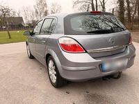 Gebraucht Opel Astra 105 PS (77 kW) 2008 Andere farben Kleinwagen