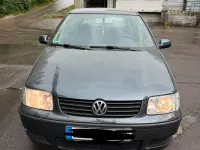 Gebraucht VW Polo 60 PS (44 kW) 2002 Grau Kleinwagen