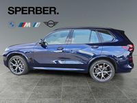 Gebraucht BMW X5 M Sport 381 PS (280 kW) 2024 Blau SUV