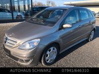 Gebraucht Mercedes B200 140 PS (102 kW) 2006 Grau Van / Kleinbus