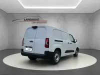 Gebraucht Opel Combo Edition 131 PS (96 kW) 2025 Weiß Van / Kleinbus