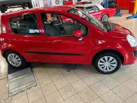Używany Renault Modus Dynamique 75 KM (55 kW) 2011 Czerwony Minivan