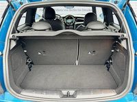 Gebraucht Mini Cooper Hatch 136 PS (100 kW) 2023 Island blue Kleinwagen