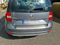 Gebraucht Skoda Yeti Drive 110 PS (80 kW) 2017 Grau SUV