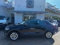 Gebraucht VW T-Roc Life 116 PS (85 kW) 2024 Schwarz (deep black perleffekt) SUV