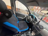 Gebraucht Dacia Sandero 75 PS (55 kW) 2009 Blau Limousine