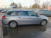 Gebraucht Peugeot 308 SW Active 131 PS (96 kW) 2021 Grau Kombi