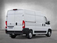 Gebraucht Peugeot Boxer 140 PS (102 kW) 2024 Lackierung weiss icy/deckende la Van