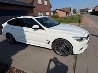Gebraucht BMW 330 M Sport 252 PS (185 kW) 2017 Weiß Limousine
