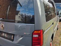 Gebraucht VW Caddy Beach 122 PS (89 kW) 2019 Grau Van / Kleinbus