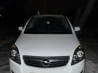 Gebraucht Opel Zafira 110 PS (80 kW) 2012 Weiß Van / Kleinbus