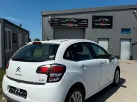 Gebraucht Citroën C3 SELECTION 68 PS (50 kW) 2015 Weiß Kleinwagen