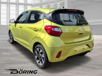 Gebraucht Hyundai i10 Trend 77 PS (56 kW) 2024 Lucid lime / met Kleinwagen