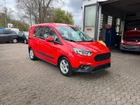Gebraucht Ford Transit 101 PS (74 kW) 2019 Rot Kombi