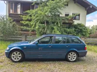 Gebraucht BMW 318 143 PS (105 kW) 2002 Blau Kombi