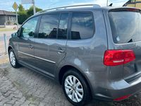 Gebraucht VW Touran 140 PS (102 kW) 2012 Grau Van / Kleinbus