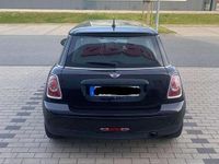 Gebraucht Mini ONE 98 PS (72 kW) 2011 Schwarz Kleinwagen
