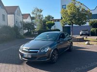 Gebraucht Opel Astra GTC 116 PS (85 kW) 2010 Grau Coupé