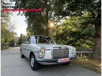 Gebraucht Mercedes 200 95 PS (69 kW) 1975 Silber Limousine