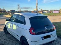 Gebraucht Renault Twingo Techno 60 kW (82 PS) 2023 Weiß Kleinwagen