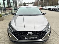 Gebraucht Hyundai i20 Select 100 PS (73 kW) 2022 Silber Kleinwagen