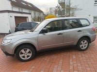 Gebraucht Subaru Forester Active 147 PS (108 kW) 2010 Silber SUV