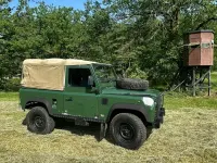 Gebraucht Land Rover Defender 112 PS (82 kW) 1997 Grün SUV