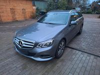 Gebraucht Mercedes E220 Avantgarde 170 PS (125 kW) 2016 Grau Kombi