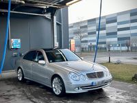 Gebraucht Mercedes E200 163 PS (119 kW) 2005 Silber Limousine