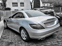 Gebraucht Mercedes SLK200 185 PS (136 kW) 2011 Silber Cabrio