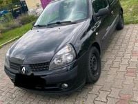 Second-hand Renault Clio II 58 CP (42 kW) 2006 Negru Hatchback