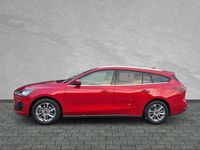 Gebraucht Ford Focus Titanium 125 PS (91 kW) 2024 Fantastic red metallic Kombi