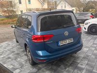 Gebraucht VW Touran Sound 110 PS (80 kW) 2018 Blau Van / Kleinbus