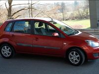 Gebraucht Ford Fiesta 68 PS (50 kW) 2008 Rot Kleinwagen