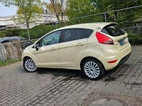 Gebraucht Ford Fiesta 90 PS (66 kW) 2009 Gelb Kleinwagen