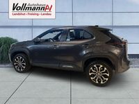 Neu Toyota Yaris Cross 131 PS (96 kW) 2025 Grau SUV