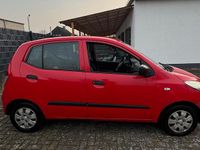 Gebraucht Hyundai i10 69 PS (50 kW) 2009 Rot Kleinwagen