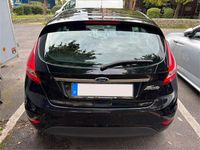 Gebraucht Ford Fiesta Titanium 82 PS (60 kW) 2011 Schwarz Kleinwagen