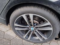 gebraucht BMW 320 d Touring Sport Line Shadow (hinten 255er auf 18 Zoll)