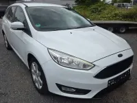 Gebraucht Ford Focus Business Edition 150 PS (110 kW) 2015 Frozen white Kombi